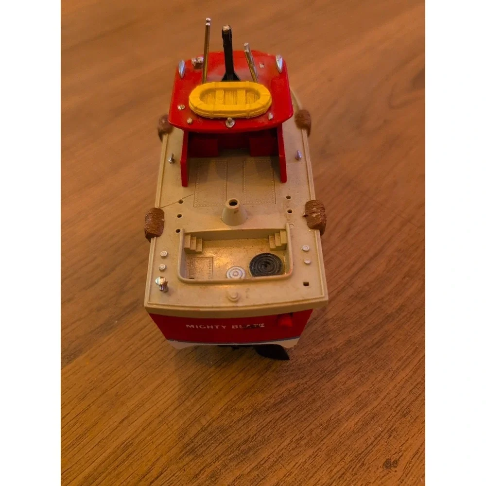 Vintage IDEAL Motorific Boats 
